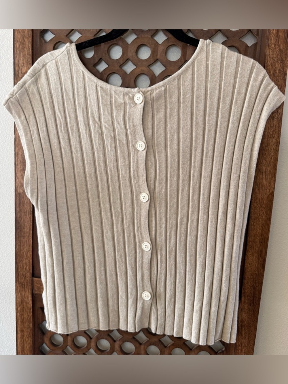Sadie & Sage Ribbed Sleeveless Knit Top in Beige - Picture 2 of 6